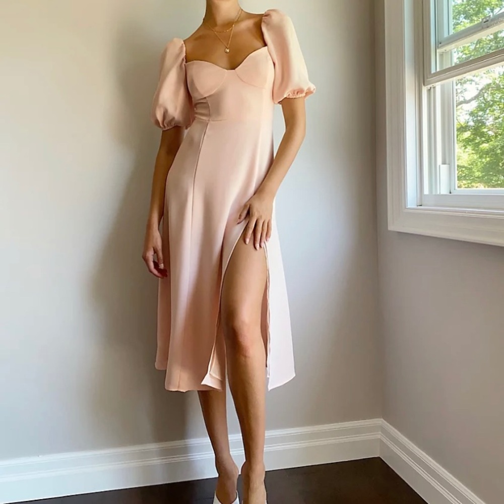 Aritzia Blush Pink Puff Sleeve Midi Dress